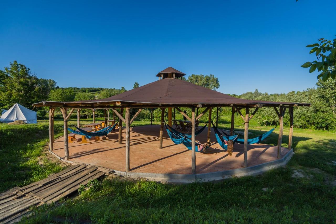 Szellos Ret Camping Balvanyos Luaran gambar